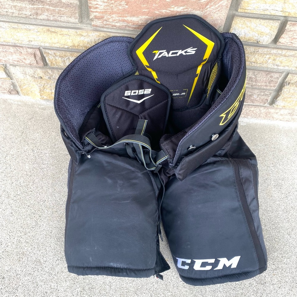 Senior CCM Tacks Hockey Pants Equipment (paid over $225) Only Used 5-6 Months